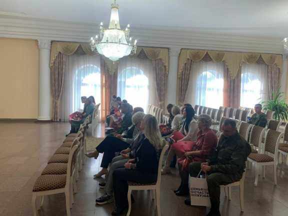 Семь свадеб сыграли в Омске мобилизованные кузбассовцы 