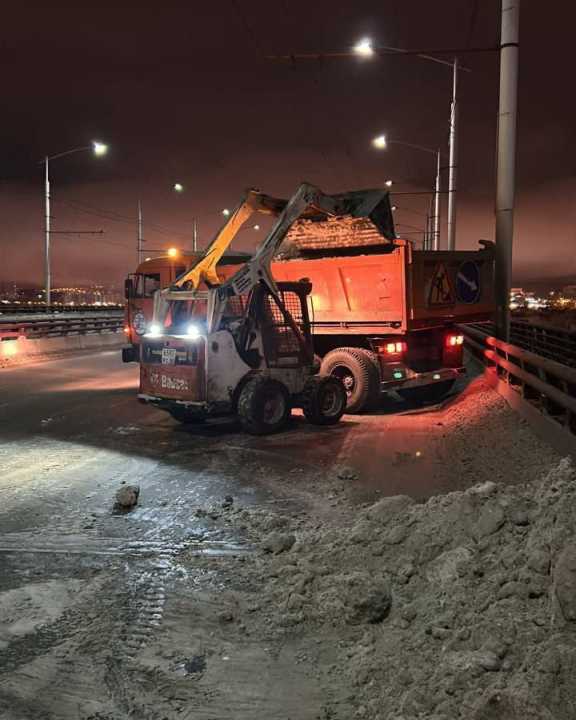 1700 тонн снега вывезли с улиц Иркутска в декабре