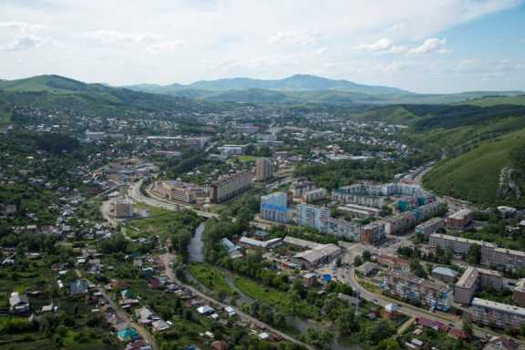 Празднование Дня Труда в Горно-Алтайске начнётся с шествия трудовых коллективов