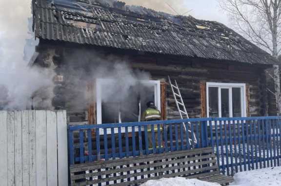 В Красноярском крае на пожаре задохнулся мужчина