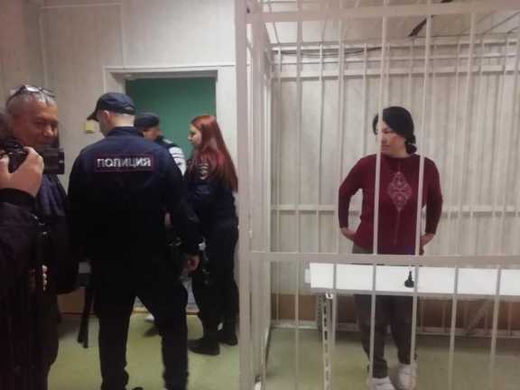 Укравшей «миллионную» сумку новосибирской уборщице отменили приговор
