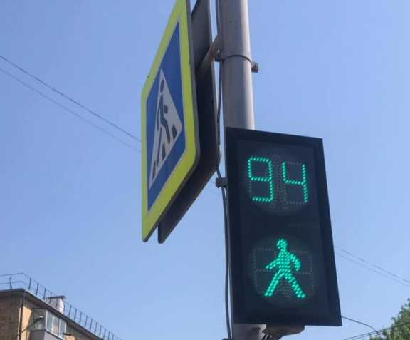 На трех улицах Иркутска до вечера отключат светофоры