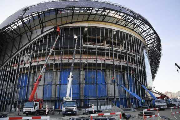 В Омске продолжается строительство многофункционального спорткомплекса «Арена» 