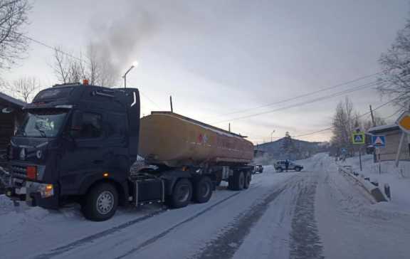 В Иркутской области 9-летний школьник погиб под колёсами бензовоза