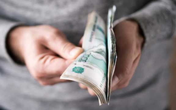 Красноярский край занял первое место по размеру средней заработной платы в СФО 