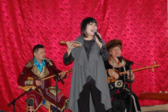 В Хакасии в колонии побывали музыканты республиканской филармонии 