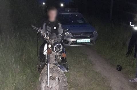 В Кузбассе задержали пьяного подростка на мотоцикле