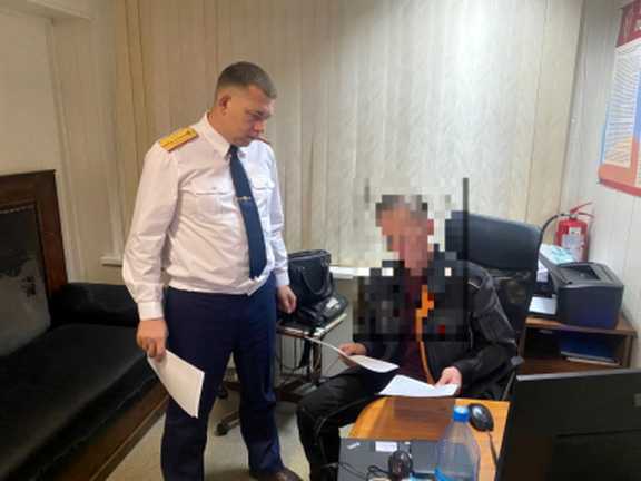 В Красноярском крае гендиректора дорожно-строительной компании подозревают в превышении полномочий