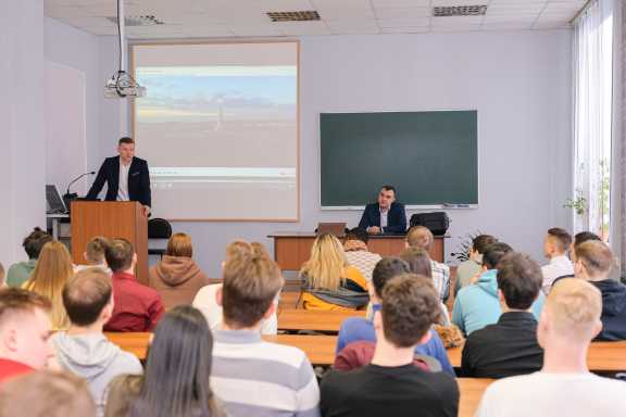 Красноярским студентам представили возможности профессиональной карьеры в «Норникеле»