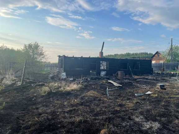 3 ребёнка погибли в страшном пожаре в Красноярском крае