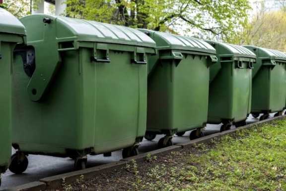 В Омске в частном секторе установят 170 мусорных контейнеров