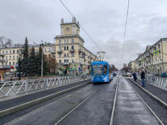 В Новокузнецке запустили трамваи по обновленным путям