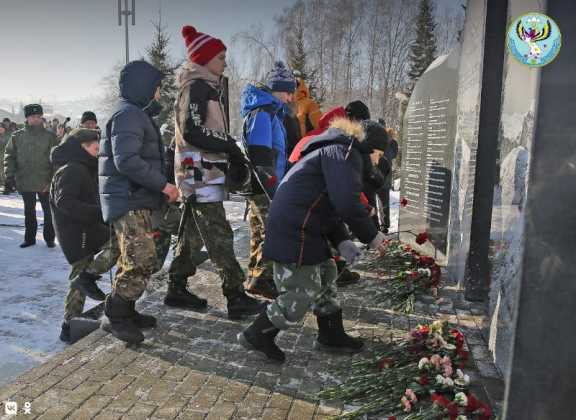 В Горно-Алтайске почтили память погибших в Афганистане
