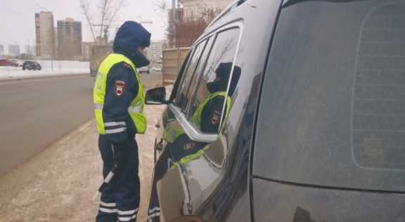 В Красноярске более 1 тысячи водителей не оплатили штрафы