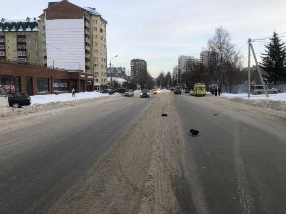 В Новосибирске под колесами иномарки погибла пенсионерка