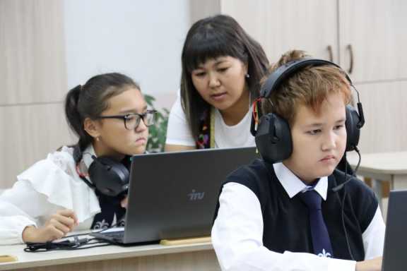 В Хакасии для изучения родного языка в школе оборудовали лингафонный кабинет