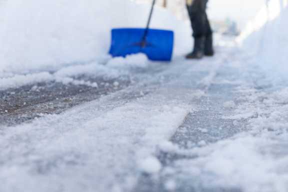 247 участков в Красноярске очистили от снега