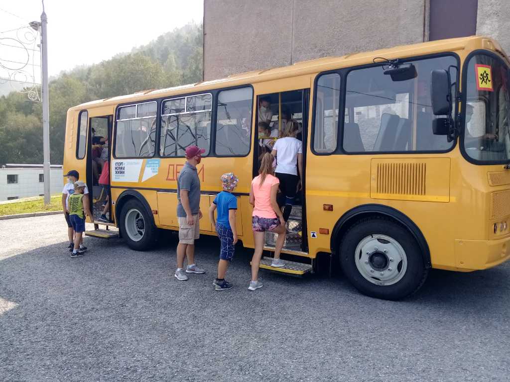 Автобус для СШОР по горнолыжному спорту и сноуборду.jpg