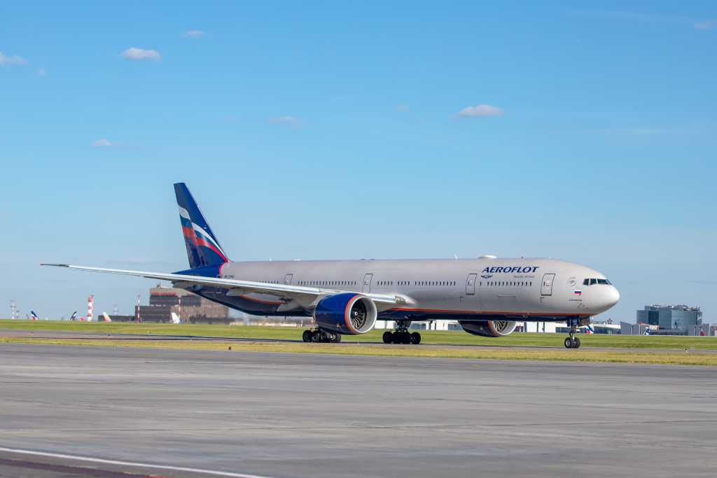 b777_9.jpg