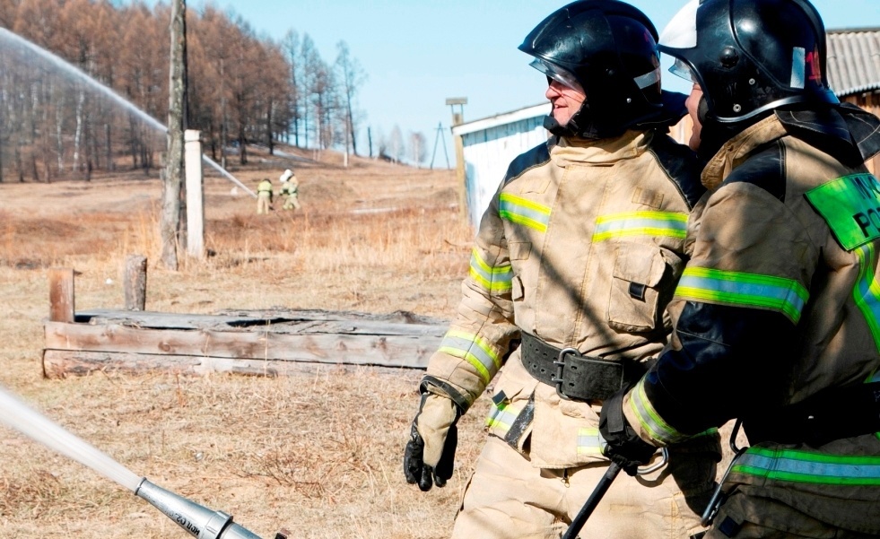 aeromobilnye-gruppirovki-mchs-rossii-rabotayut-v-erzinskom-rayone-tuvy-po-tusheniyu-prirodnyh-pozharov_1663150382936339709__2000x2000.jpg