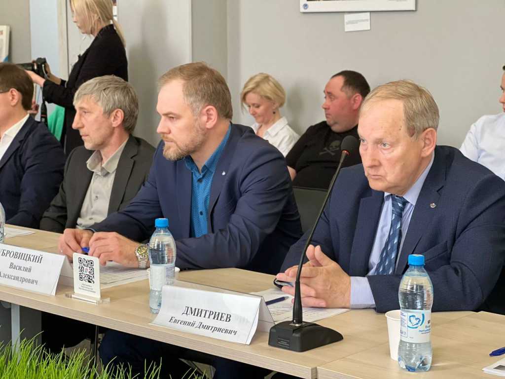 Данильченко депутат красноярск. Бизнесмены красноярского края. Бизнесмены красноярского края. Предприниматели г назарово. Предприниматель красноярск.